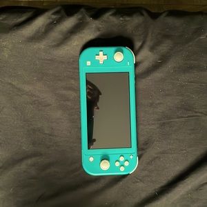 New Nintendo switch lite takes a android type C